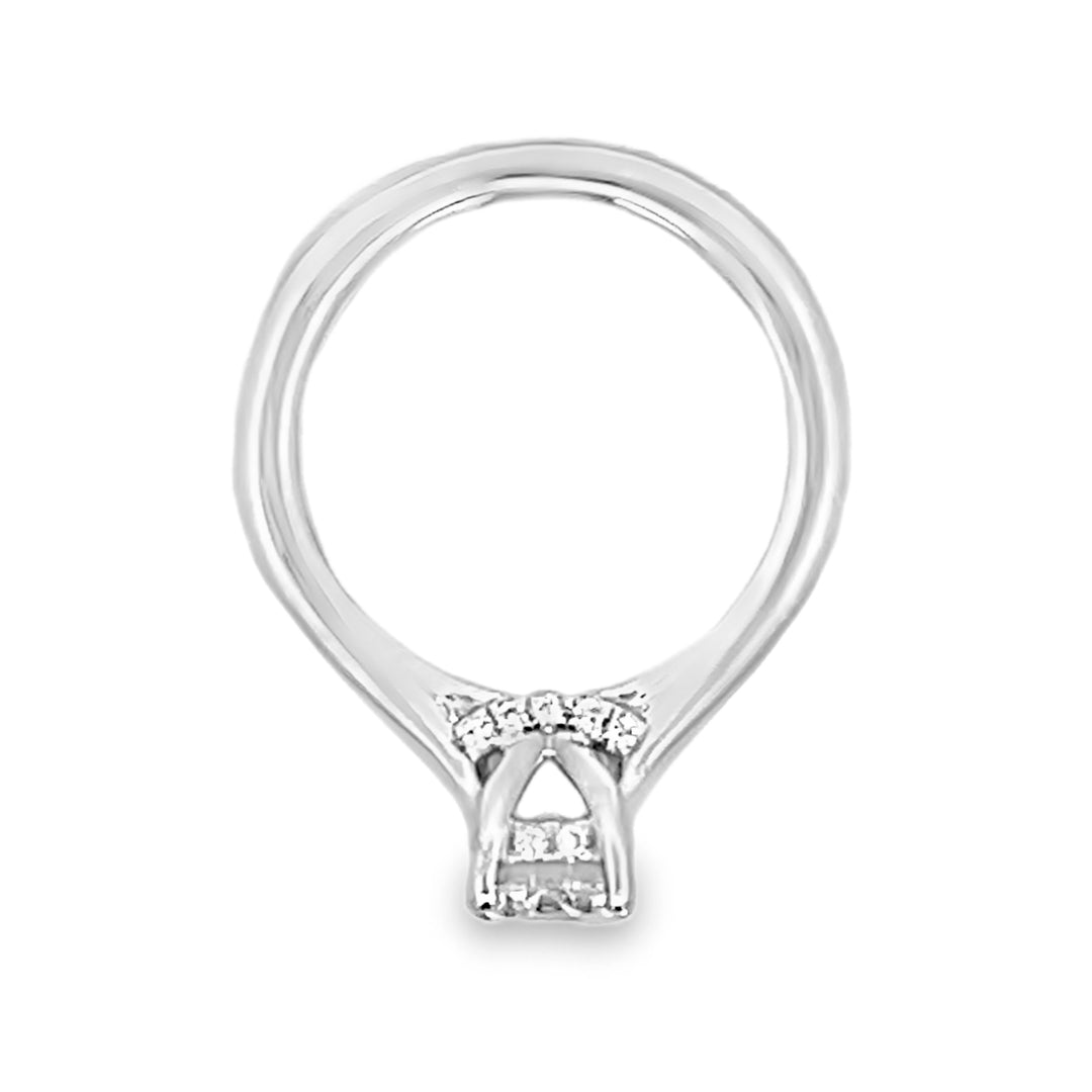 18KT White Gold Round Center Diamond Engagement Ring 1.05ctw