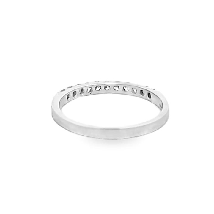 14K White Gold Round Cut Diamond Wedding Band 0.25ctw