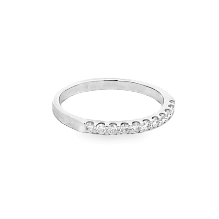 14K White Gold Round Cut Diamond Wedding Band 0.25ctw