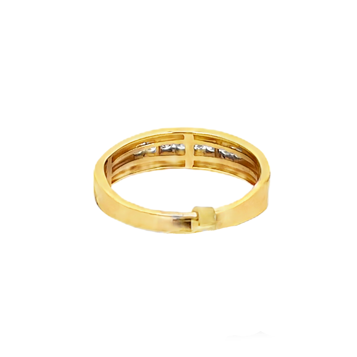 14K Yellow Gold Round Cut Diamond Wedding Band