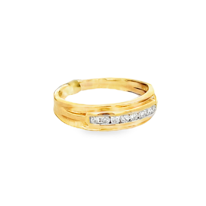 14K Yellow Gold Round Cut Diamond Wedding Band