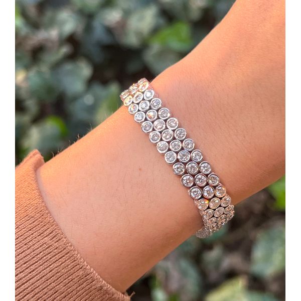 18K White Gold 13.00 Carat Triple Row Diamond Bangle Bracelet