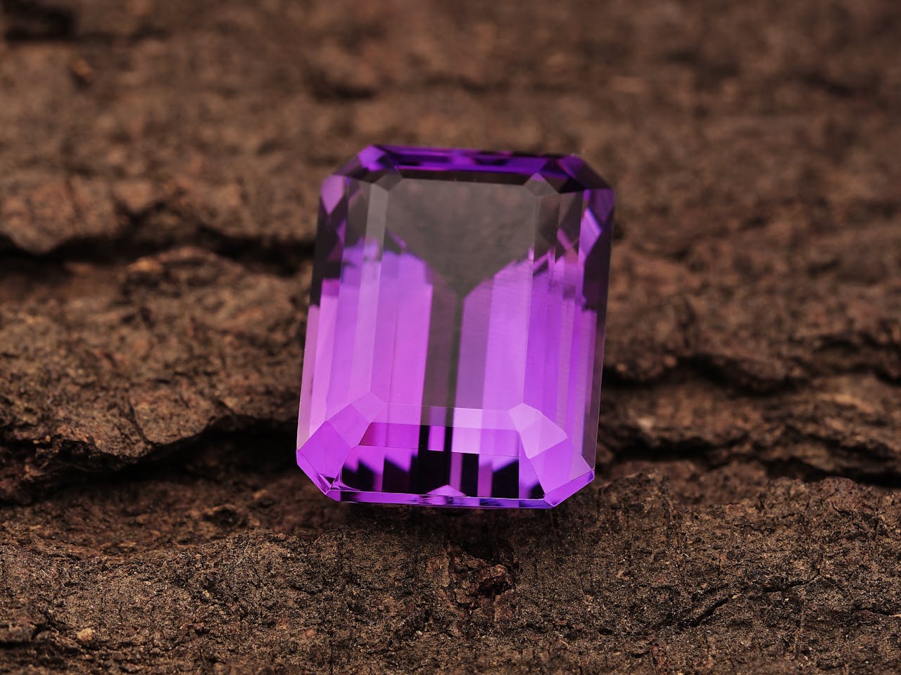 February Birthstone Spotlight: Amethyst Jewelry Styles That Look Elegant (Not Costume)