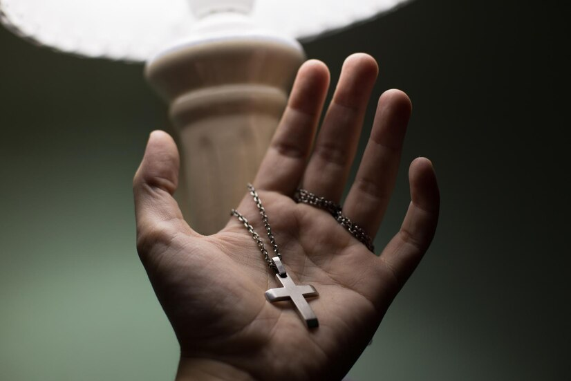 Your Go-To Guide for Cross Necklaces: Symbolism and Style Explained