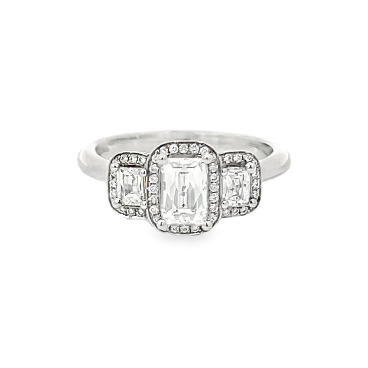 18K White Gold 1.03 Carat Diamond Ring – Mounting Diamonds
