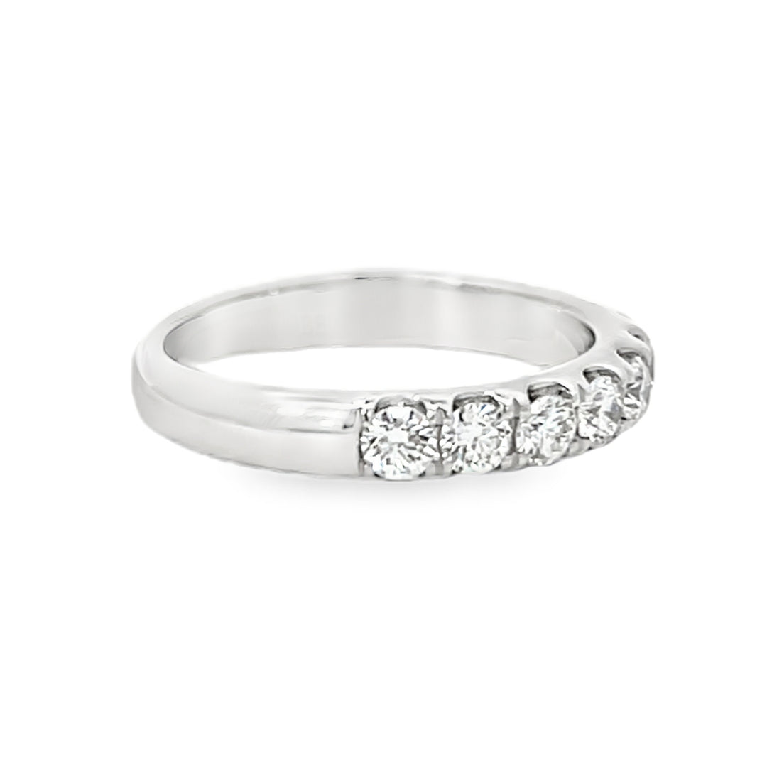 14K White Gold Round Diamond Straight Band 1.00ctw
