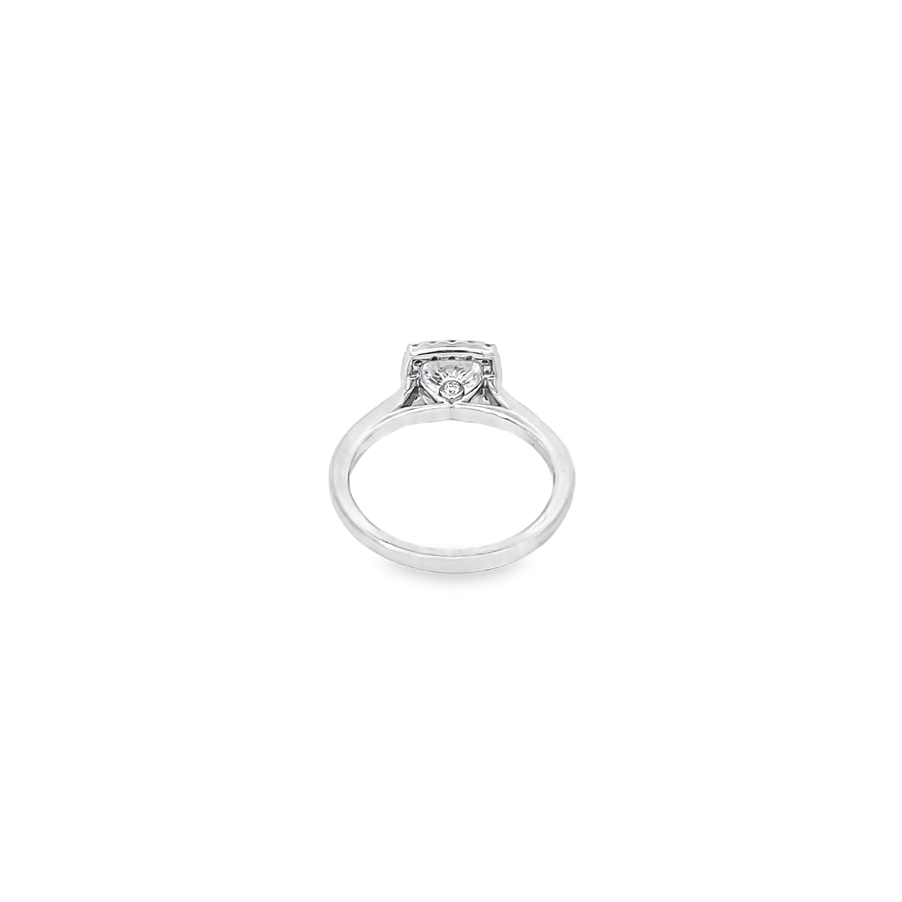 White Gold 1.25 Carats Round Diamond Halo Ring