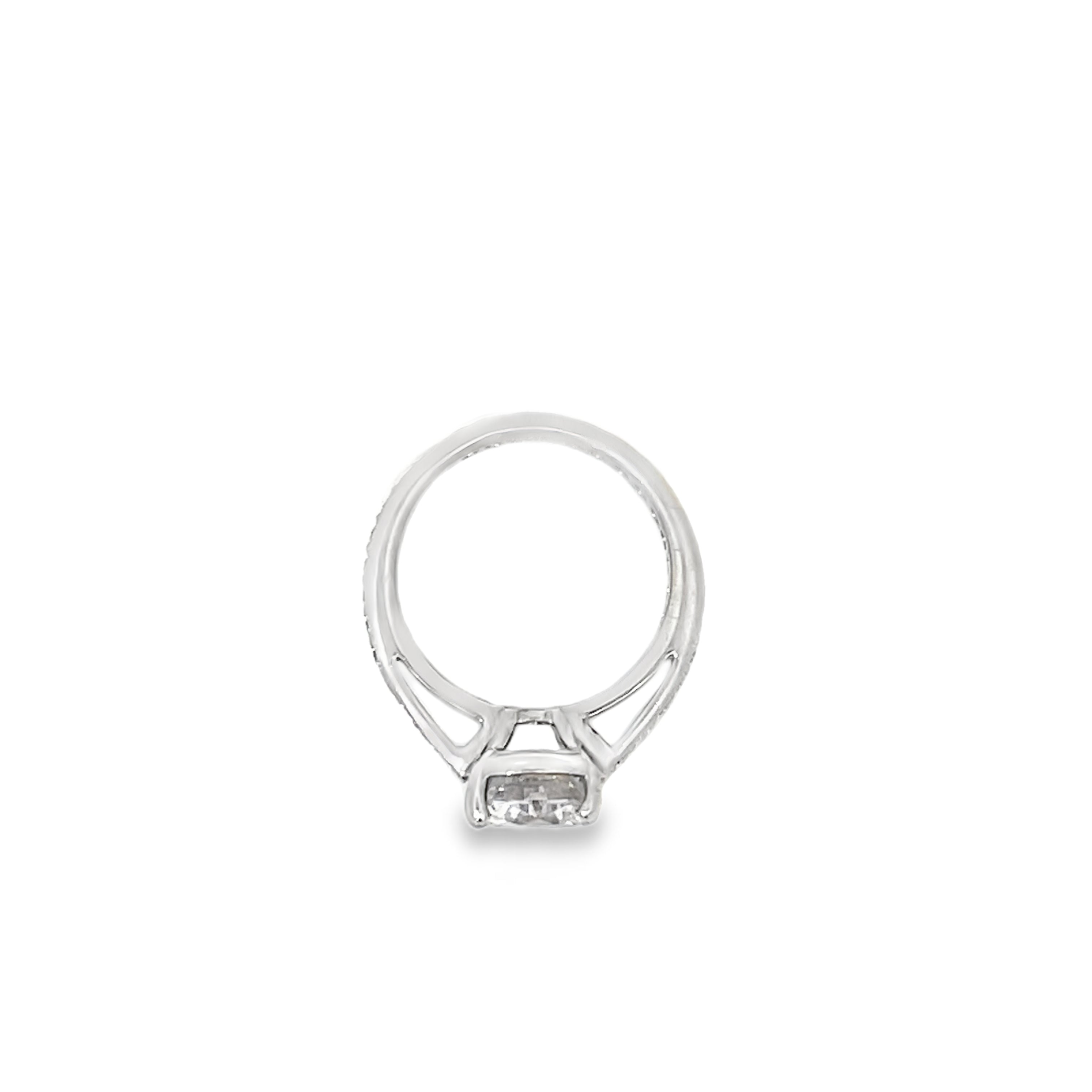 Platinum 2.95ct Round Diamond Engagement Ring