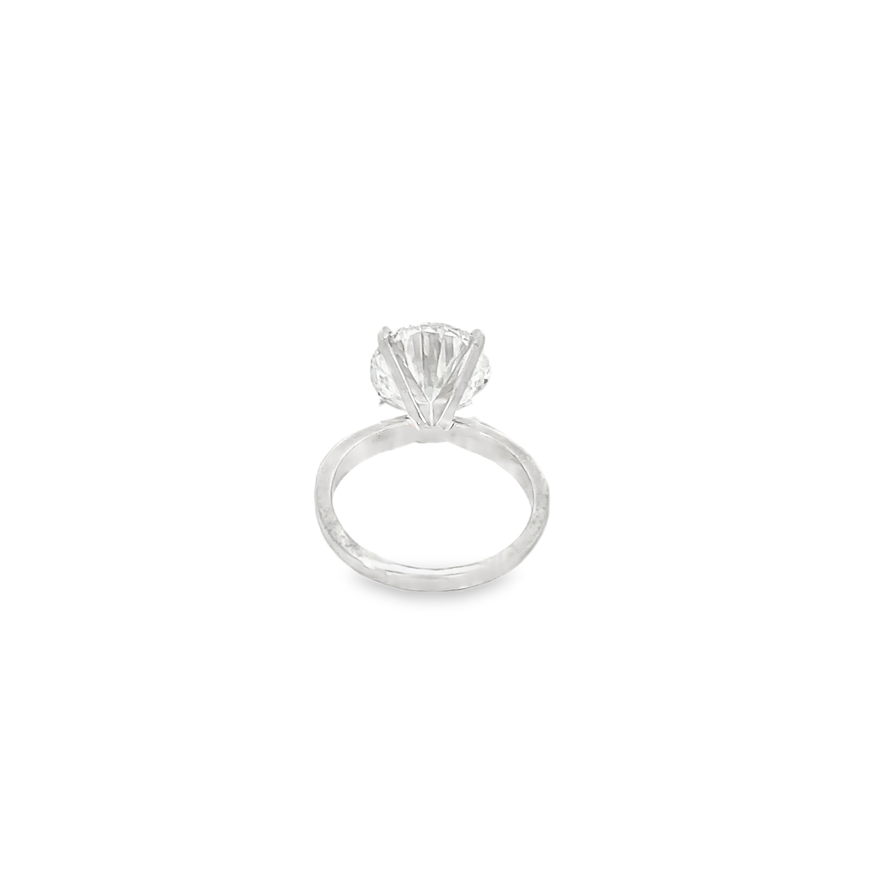 White Gold 5.00 Carat Round Center Lab Diamond Soliatre