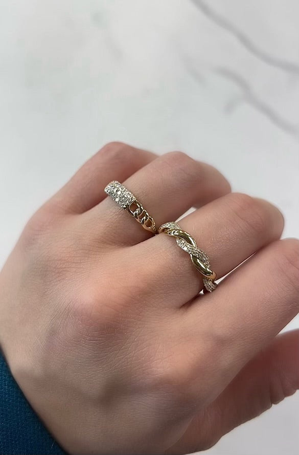 Yellow Gold Diamond Twisted Band