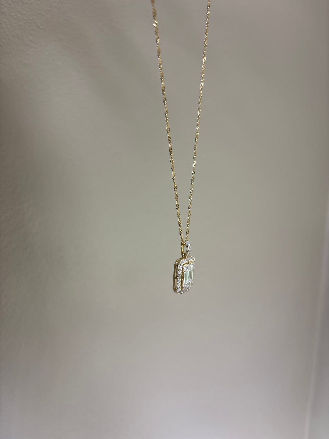 Emerald Halo Pendant