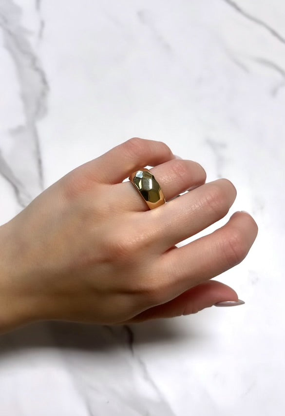 Yellow Gold Hammered Puff Ring