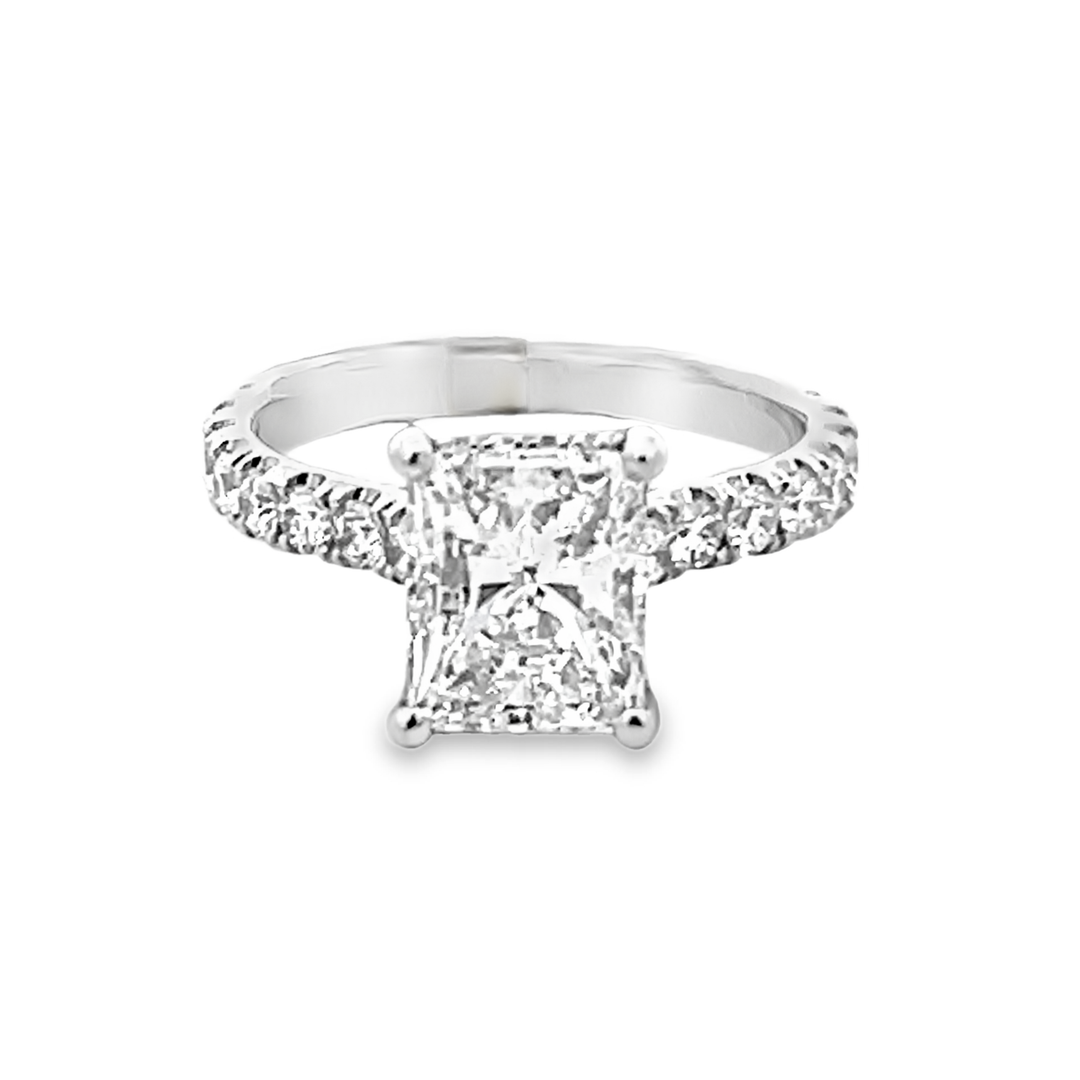 14K White Gold Round and Radiant Cut Diamond Engagement Ring 2.00ctw