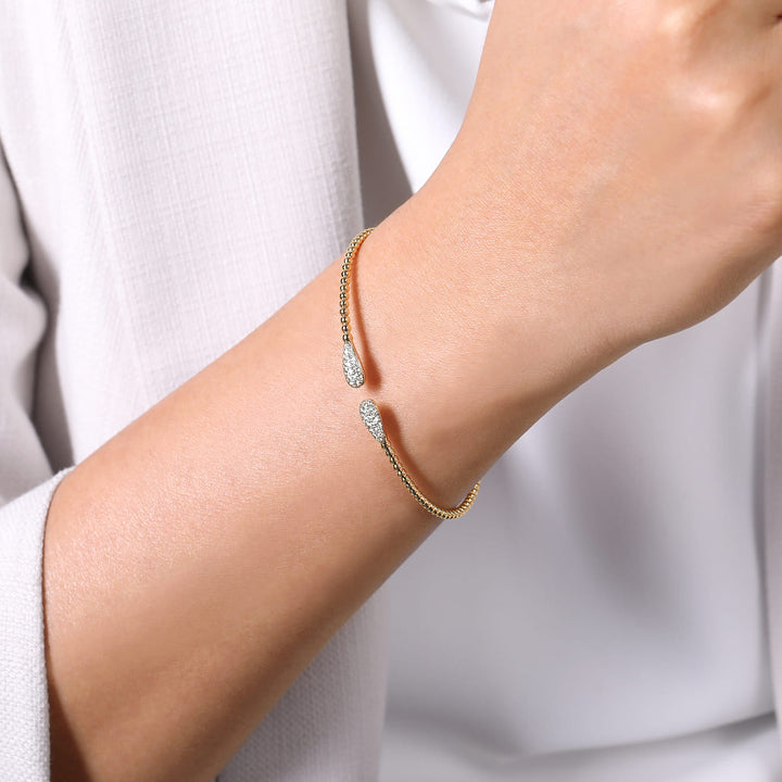 Bujukan 14K Yellow Gold Teardrop Bangle Bracelet