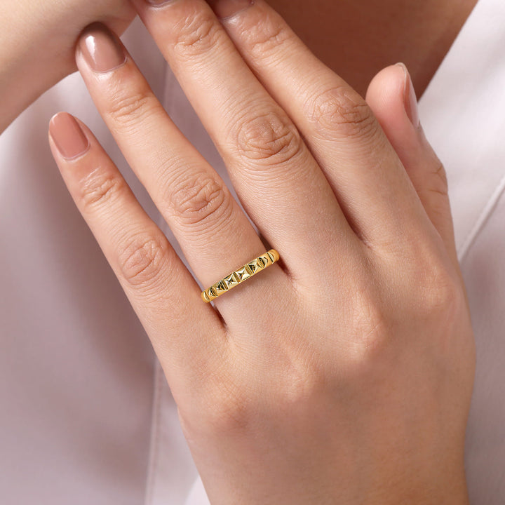 Contemporary 14K Yellow Gold Pyramid Ring