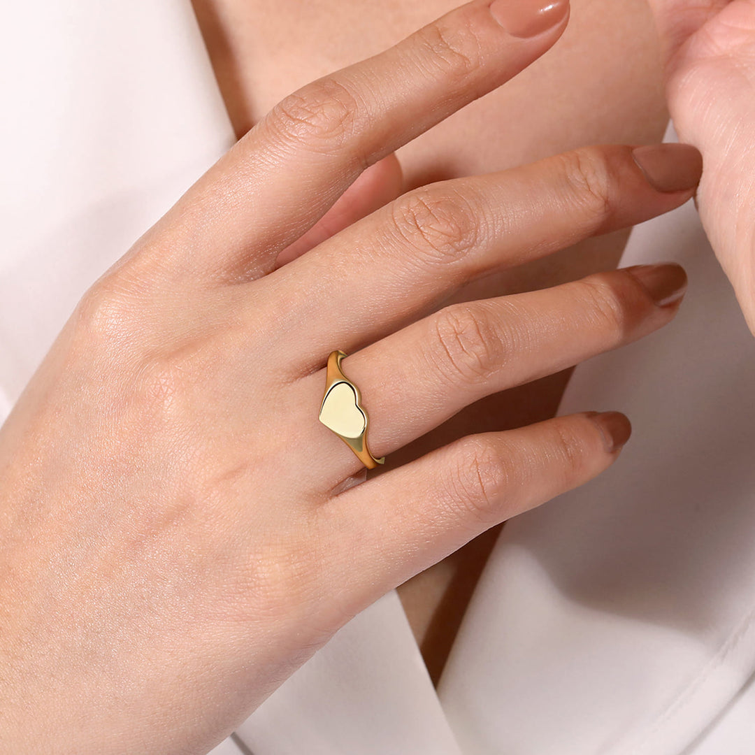 Contemporary 14K Yellow Gold Heart Signet Ring