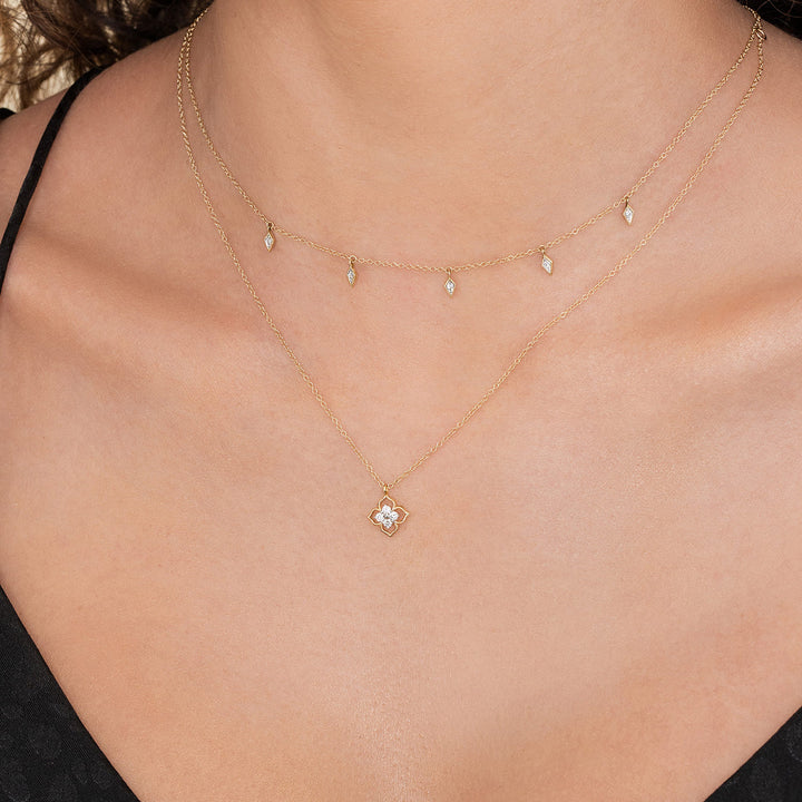 14K Yellow Gold Clover Pendant Necklace