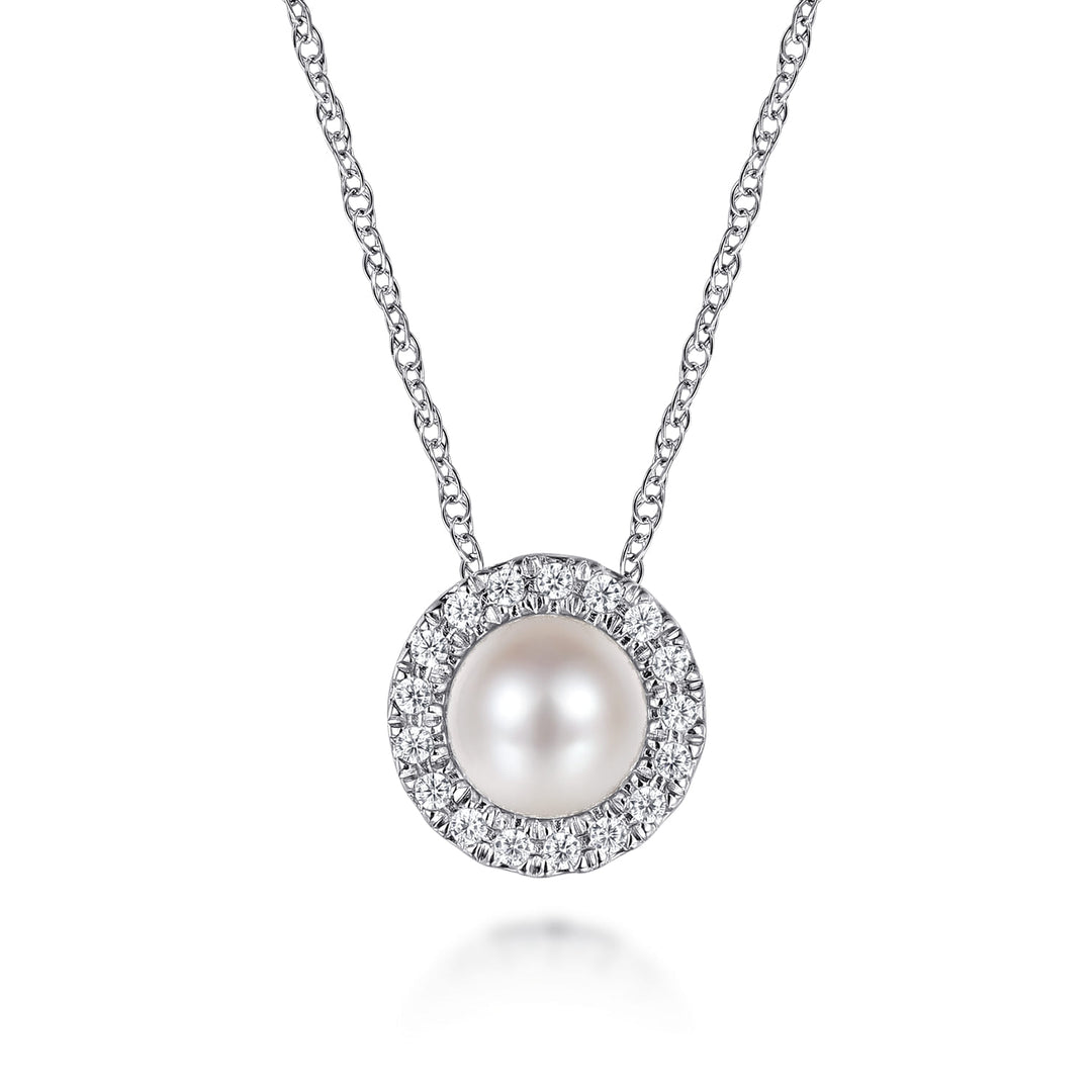 14K White Gold Pearl Necklace