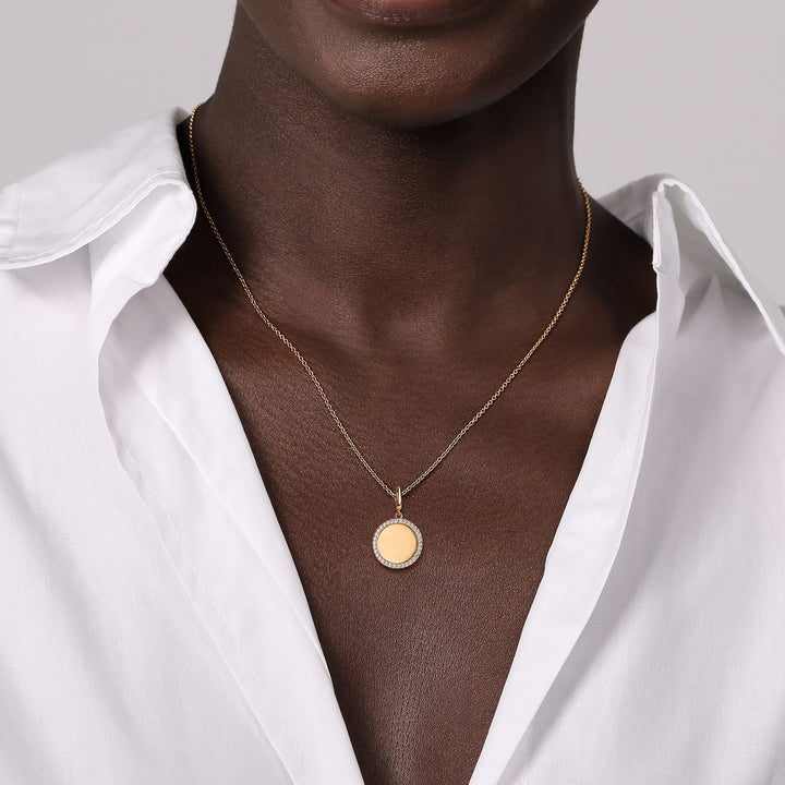 14K Yellow Gold Bezel Circle Pendant Necklace